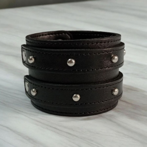 Muñequera de cuero